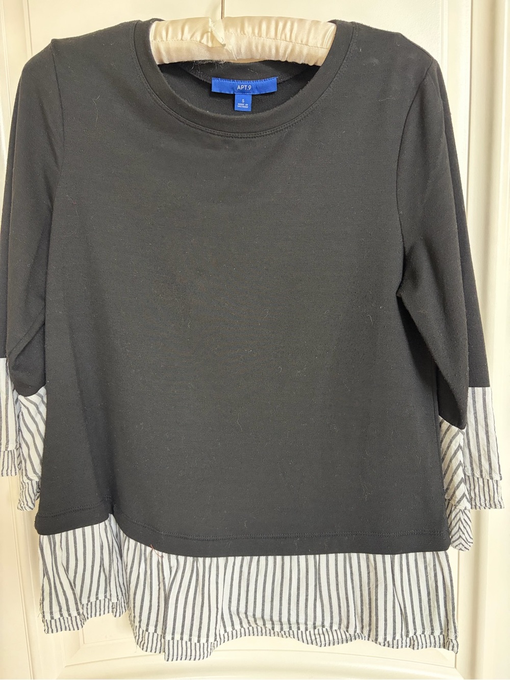 APT. 9 Black Layered Top – Size Small